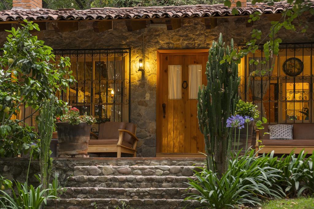Hotel Rancho San Cayetano Zitácuaro Kültér fotó